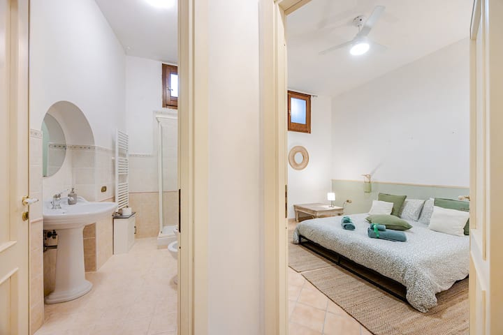 საძინებელი 1