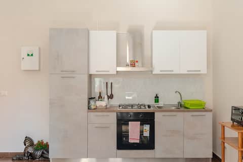 Top Airbnb: La Fenice Centrale: Large 90-square-meter apartment in Reggio Calabria