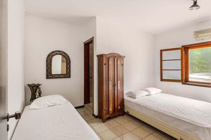 საძინებელი 2