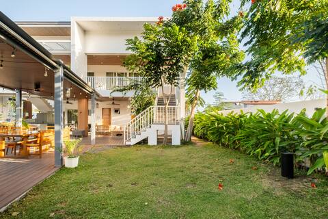 Tirta Spring Villa Hotspring House (30pax)