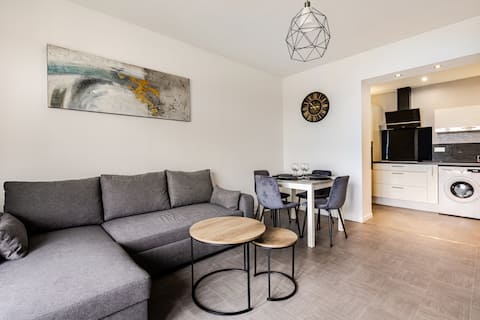 Top Airbnb: Strasbourg - Apartment with view & private parking à Bourse Esplanade Krutenau