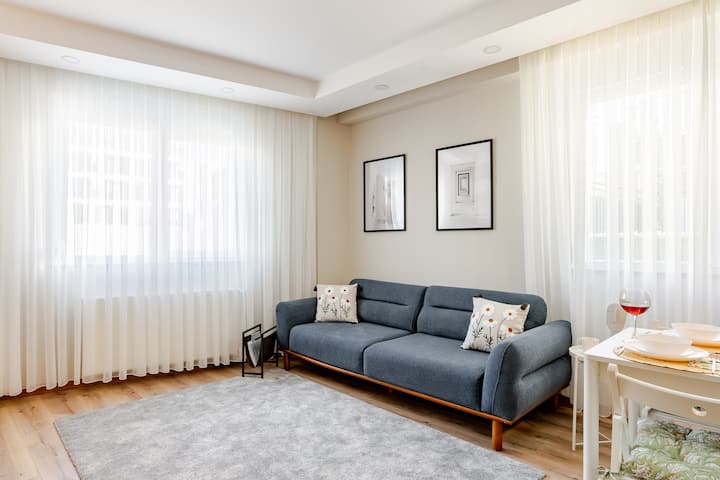 Central Flat • Walk To Old Town • Fast Wifi - Antalya