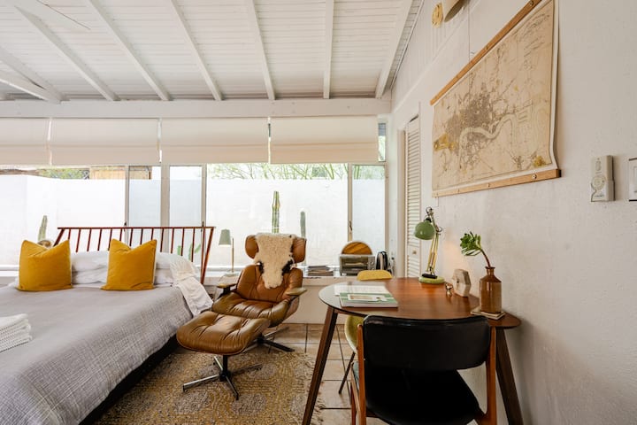 Central and Stylish Midcentury Pool House