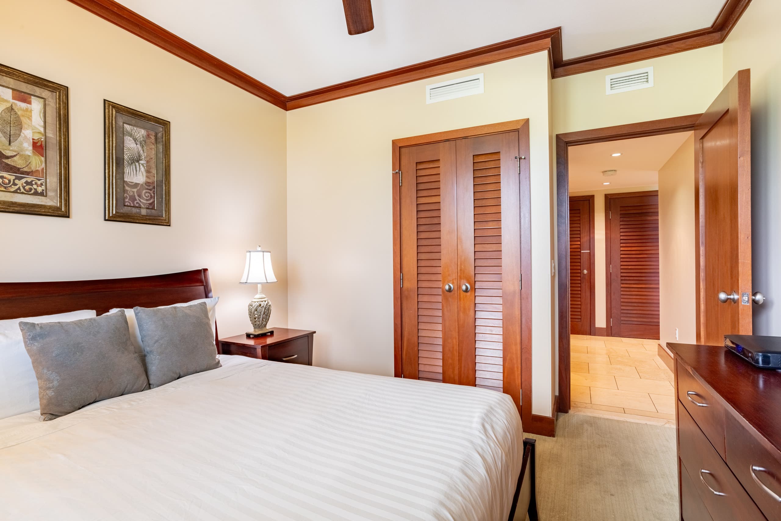 Condo in Kapolei · ★4.93 · 3 bedrooms · 4 beds · 3 shared baths - Image 2