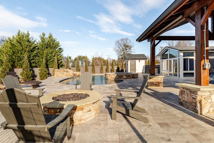 Sunbelt Rentals managed Airbnb listing 2