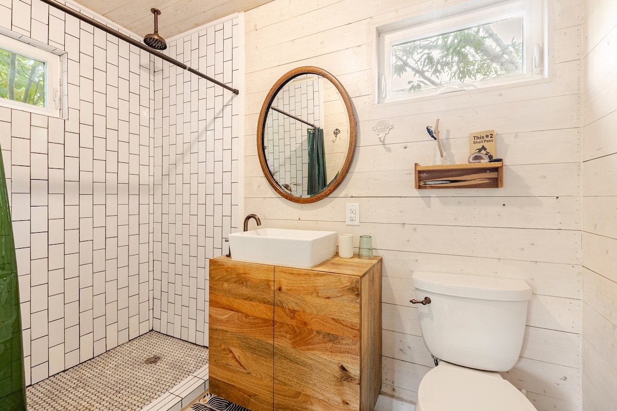 Private and Central Austin Casita