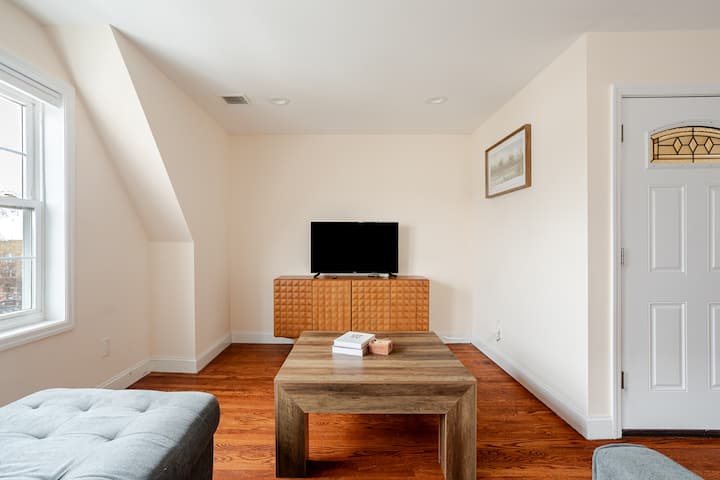 Modern Entire Apt, Close To Nyc - Metlife - New York