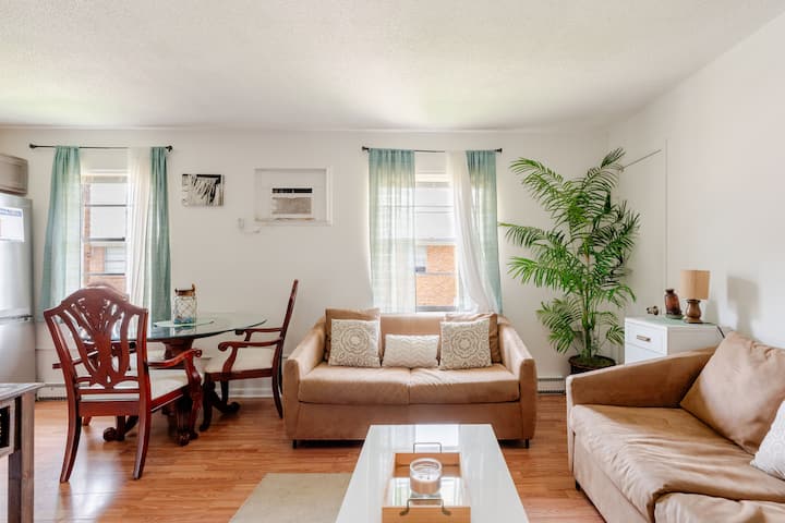 Budget-friendly 2br/2ba  Walkable To Events - Virginia Beach, VA