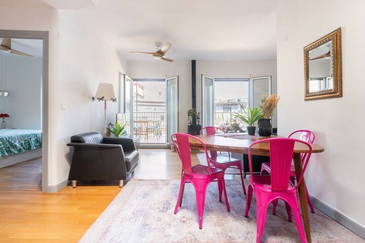 Radiant Sea-View Penthouse. Experience in Old Town gallery image 5