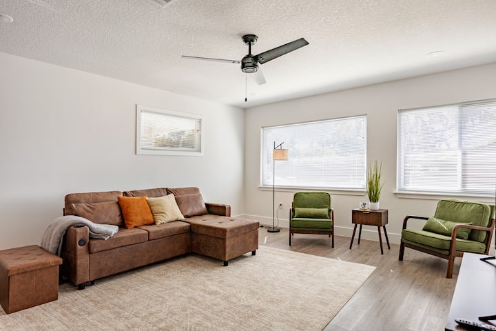 Modern 2br Near Park Ave Perfect For Groups - Winter Park, FL