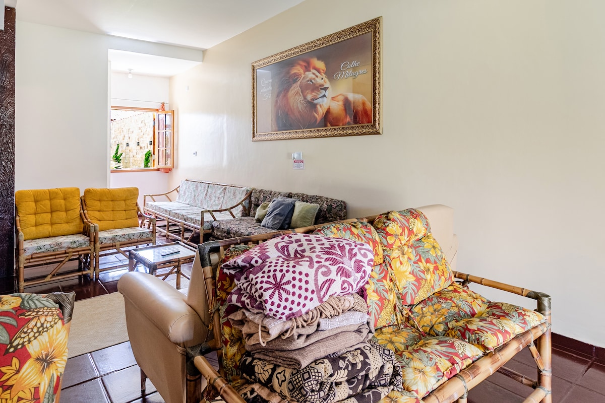Popular Airbnb listing: Guerreira Pé na Areia facing the sea! in Itanhaém