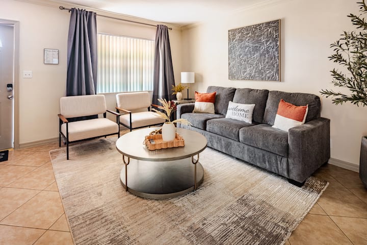 Boutique 2br Escape | Las Olas Blvd-beach-dining - Fort Lauderdale, FL