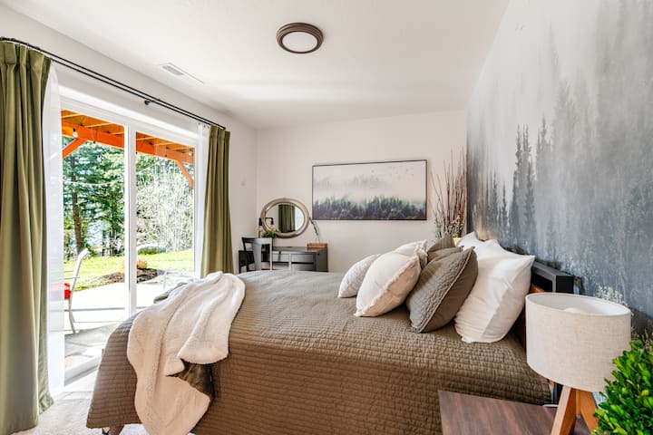 The bedroom features quality,  breathable bedding and 3 pillow densities to choose from. 