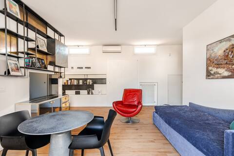 Top performing Airbnb: Penthouse with terrace near Arena - Verona center in Verona