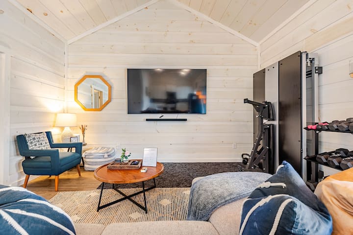 Taylor Creek Isles Cottage | Lake Access + Sundeck - Okeechobee, FL