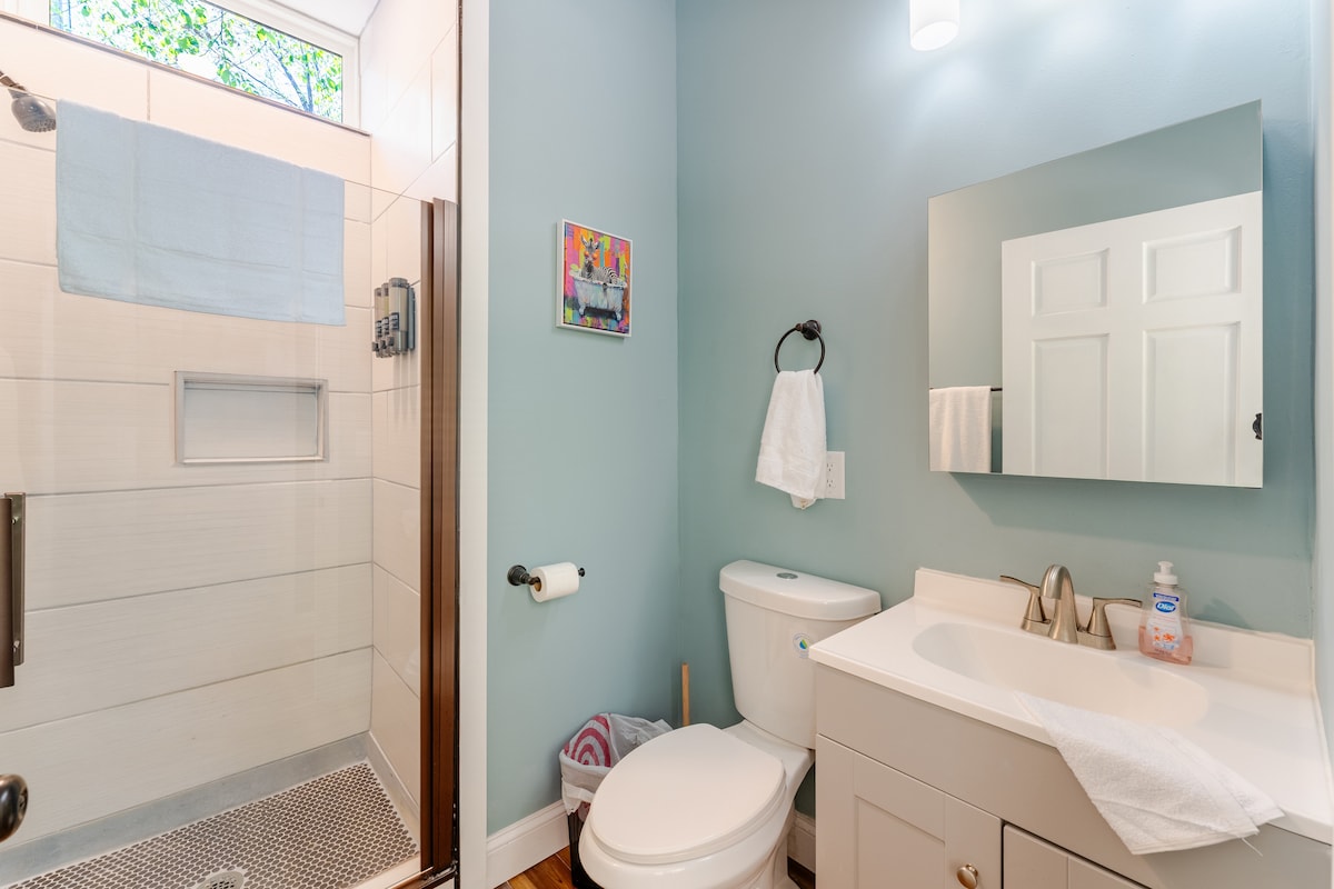 Cozy Saint Paul Retreat