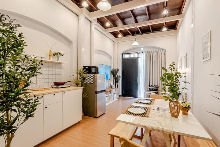 Chinatown Oasis 3br Townhouse For Family|near Mrt - Bangkok