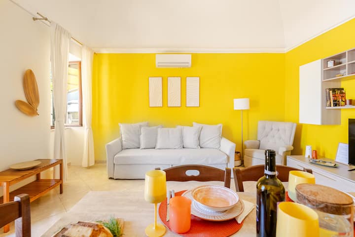 Private Garden Villa • 7 Min Walk To The Beach - Procida