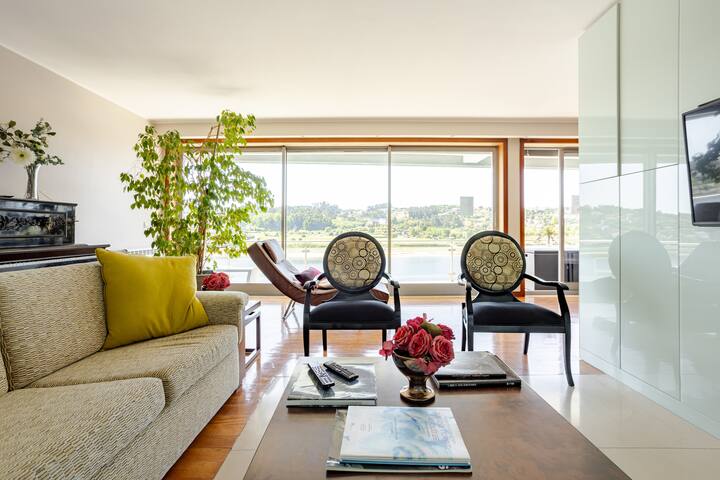 The Douro River House – Oporto gallery image 2