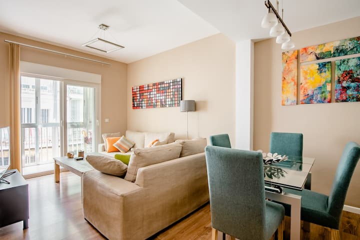 COMFORTABLE ROOM IN TRIANA VT/SE/00918