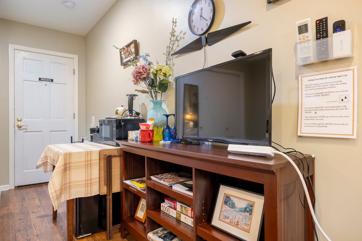 Murphy Oaks Guestroom