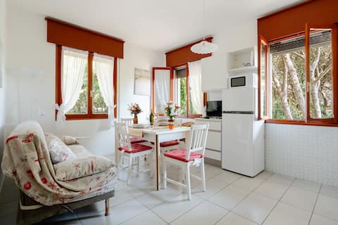 Le Calendule 1N apt.: sea breeze among pines