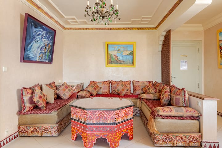 Honeymoon Beach View Retreat | City Center | Wi-fi - El Jadida