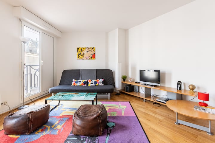 BRIGHT STUDIO PARIS PTE D'ORLEANS