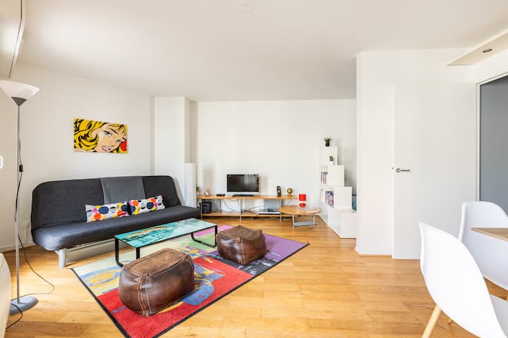 BRIGHT STUDIO PARIS PTE D'ORLEANS