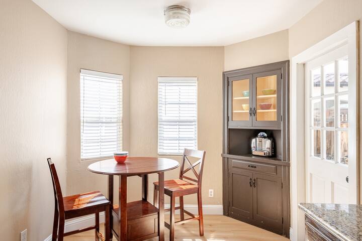 Best Willow Glen Location*Walk to Restaurants/Bars gallery image 2