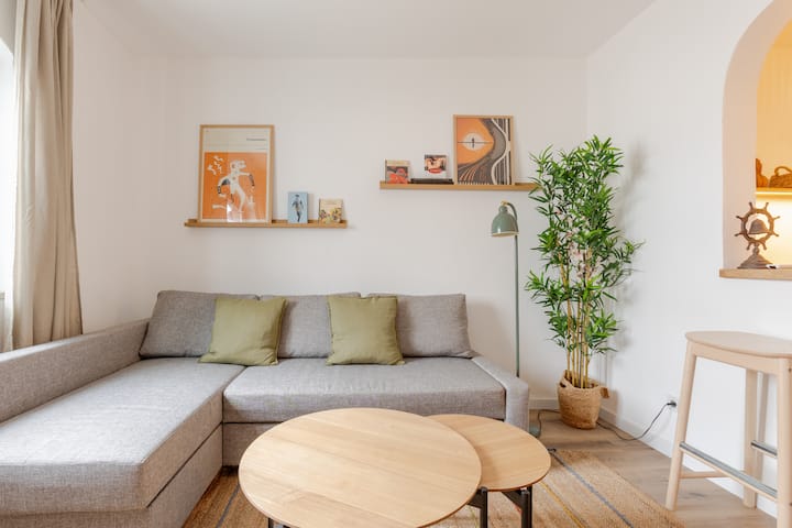 Historic Old Town - Brand New Designer Apartment - Lagos