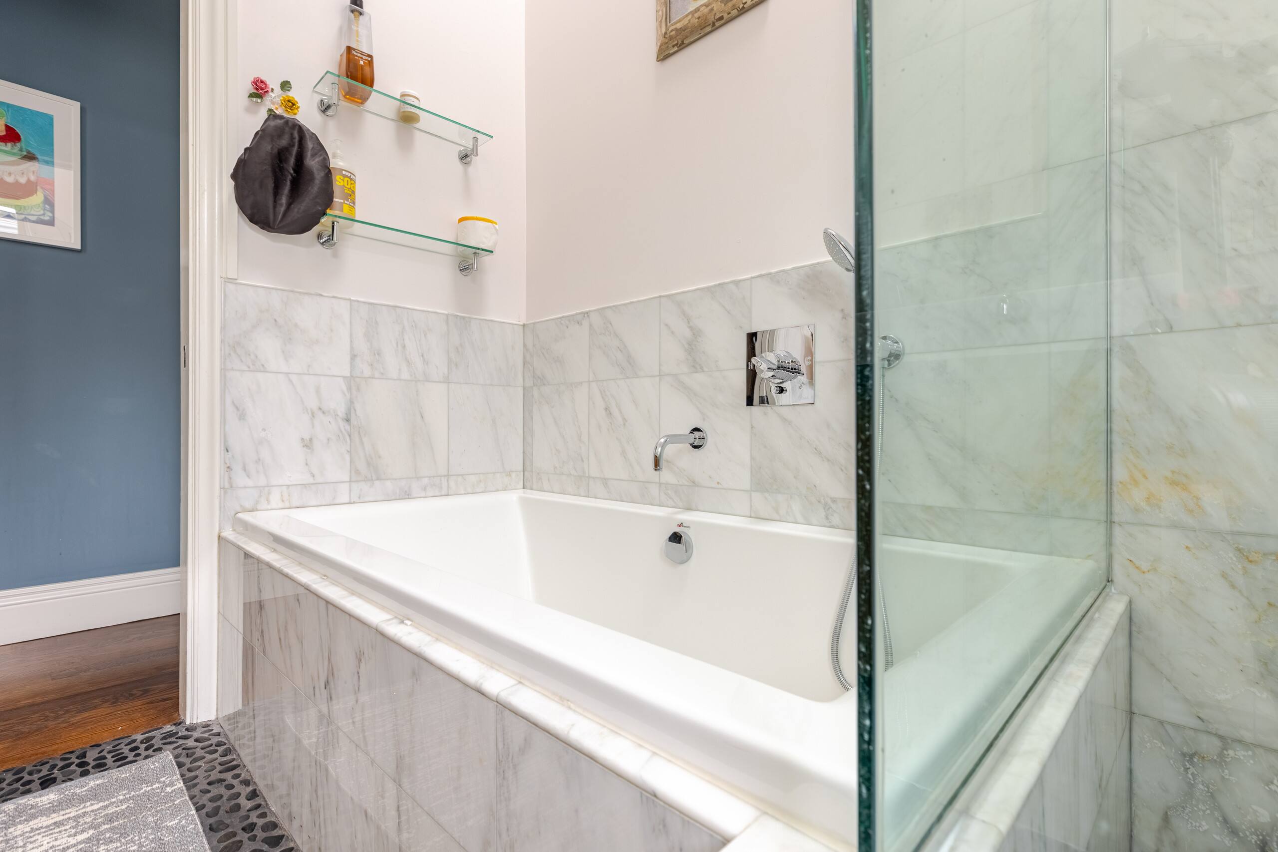 Home in San Francisco · ★4.82 · 4 bedrooms · 4 beds · 3.5 baths - Image 51