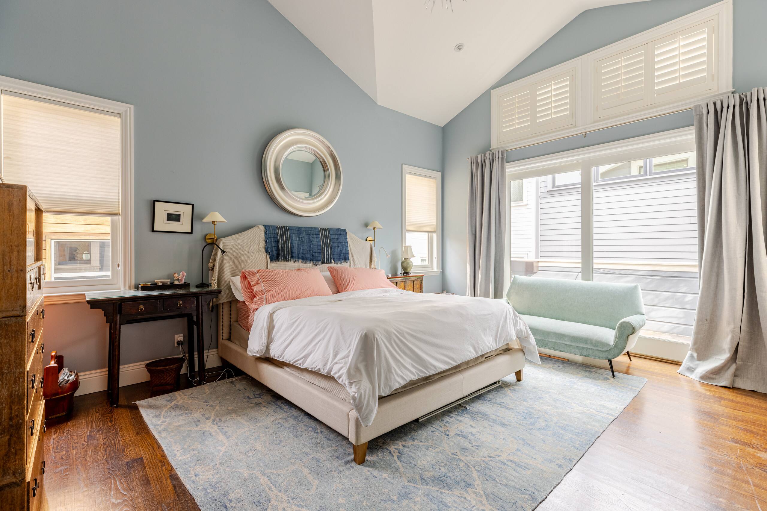 Home in San Francisco · ★4.82 · 4 bedrooms · 4 beds · 3.5 baths - Image 47