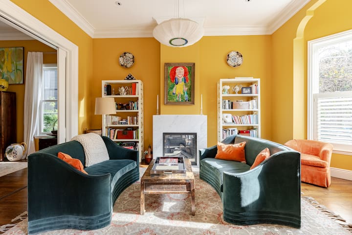 4-Bed Colorful Victorian