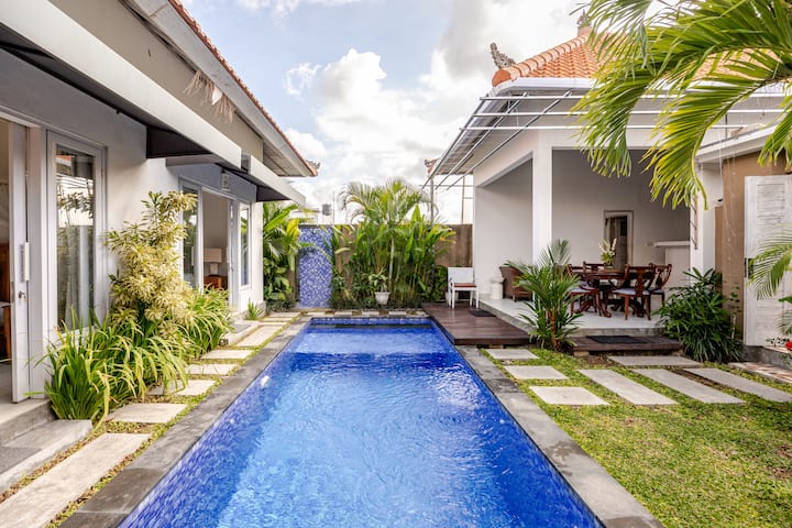 Relaxed Living Around The Pool - 峇厘島
