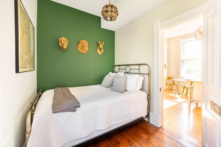 Settle Inn Lincoln Park gallery image 3