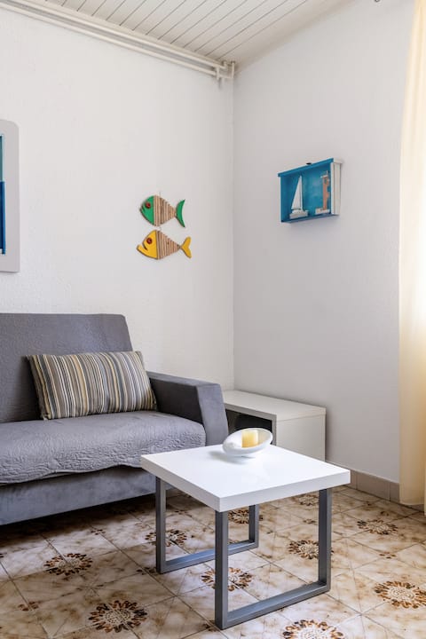 Top Airbnb: Family apartment Zora in Općina Baška Voda