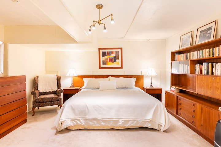 Romantic Hideaway on the Grand
