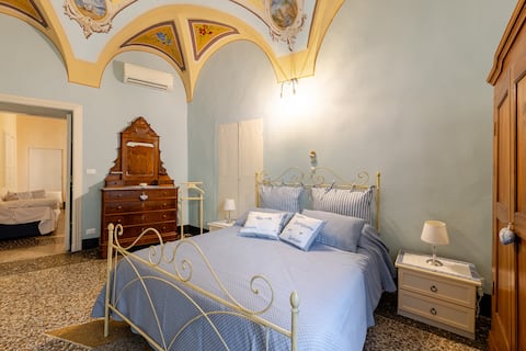 Popular Airbnb listing: Valter's home in Finale Ligure