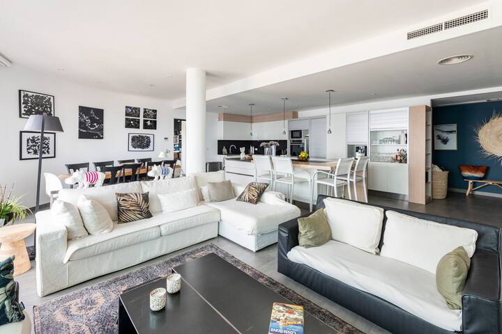 Lovely house with a superb view on the Rosas’ Bay gallery image 5