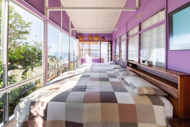 Whale Tail Cottage gallery image 4