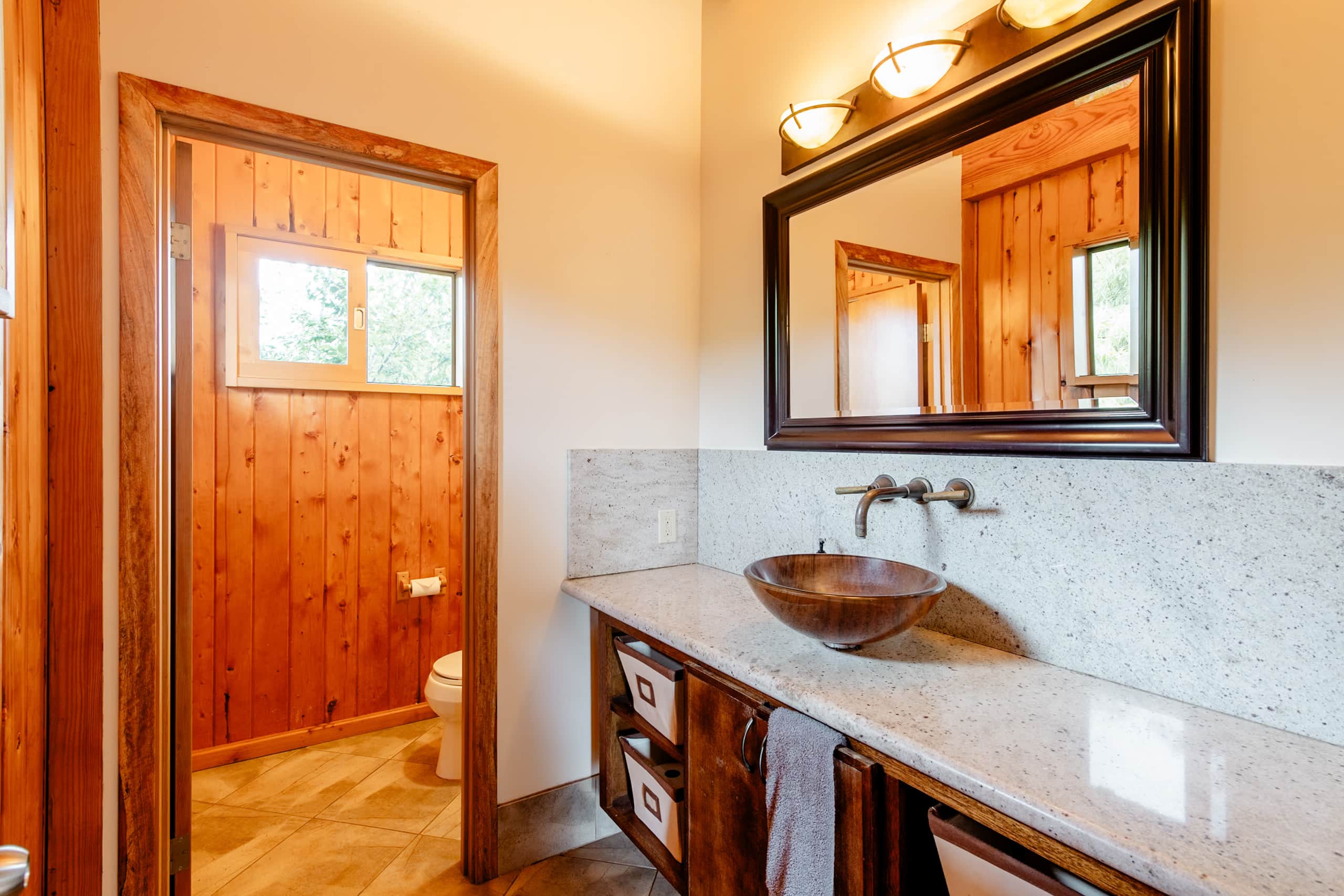 Home in Captain Cook · ★4.96 · 2 bedrooms · 2 beds · 1.5 baths - Photo 27