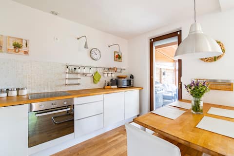 Vacation house 10 minutes from beach by foot