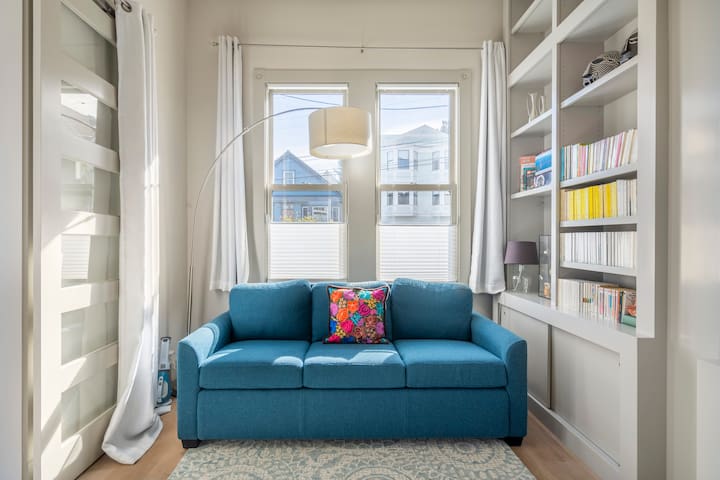 Stunning Modern Noe Valley Home gallery image 2