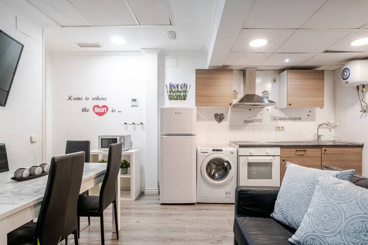 3 rooms apartment in Puerta del Sol gallery image 4