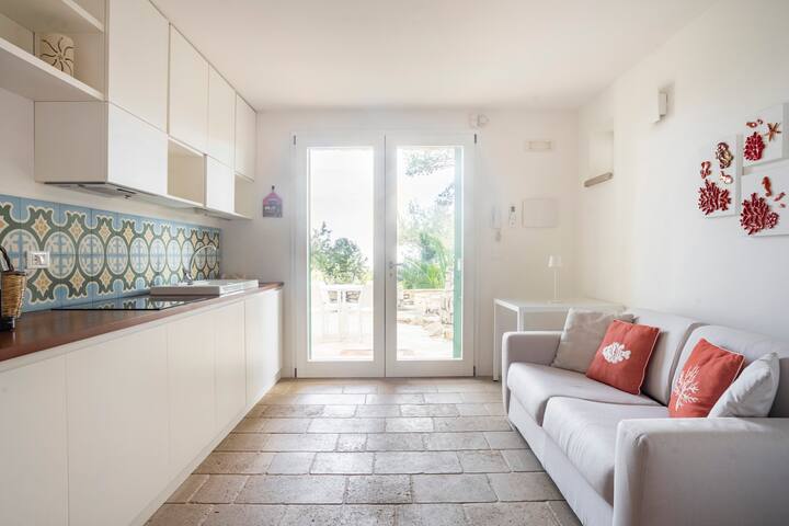 LiFunni, Stunning villa, Pool, Sea access, 14p gallery image 2