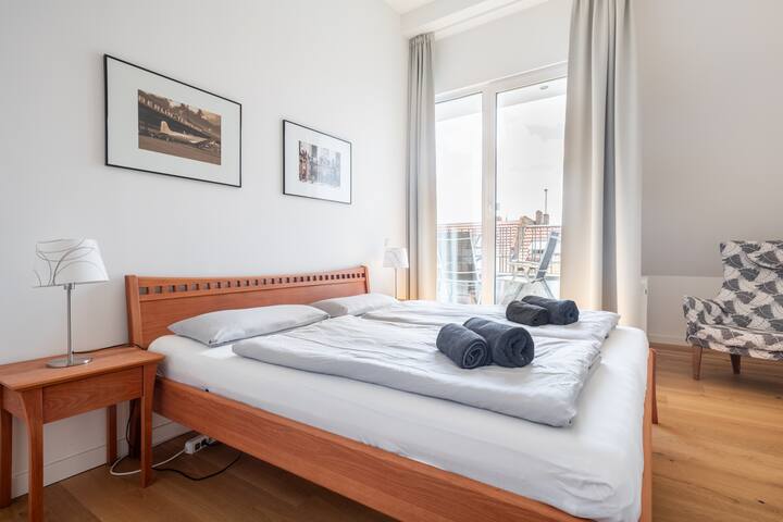 Awesome Penthouse with Roof Terrace gallery image 4