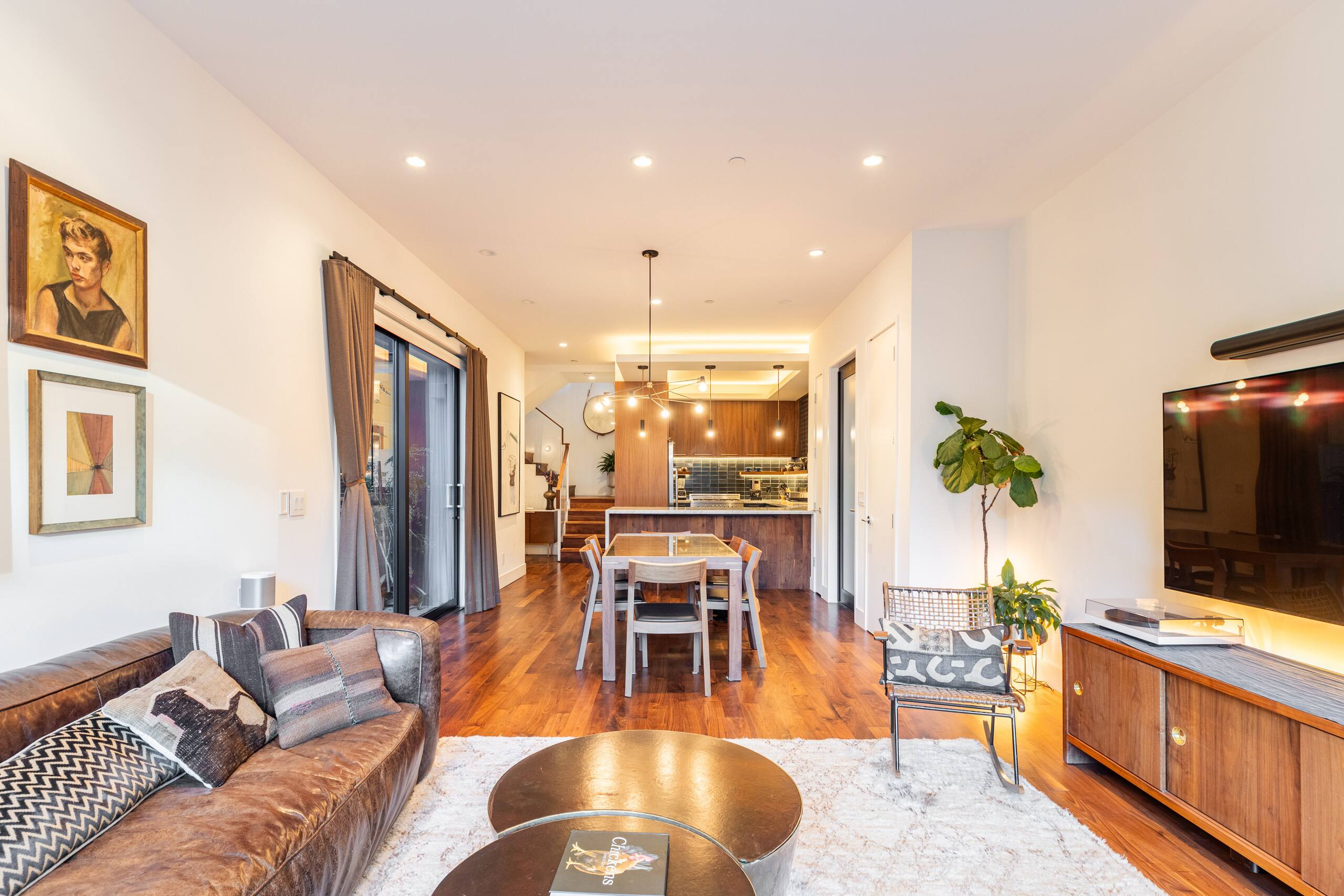 Townhouse in San Francisco · ★4.92 · 3 bedrooms · 3 beds · 2.5 baths - Image 5