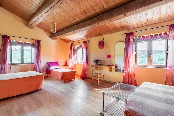 Countryside house with pool and garden on the first floor: double bedroom + one and a half bed + single bed