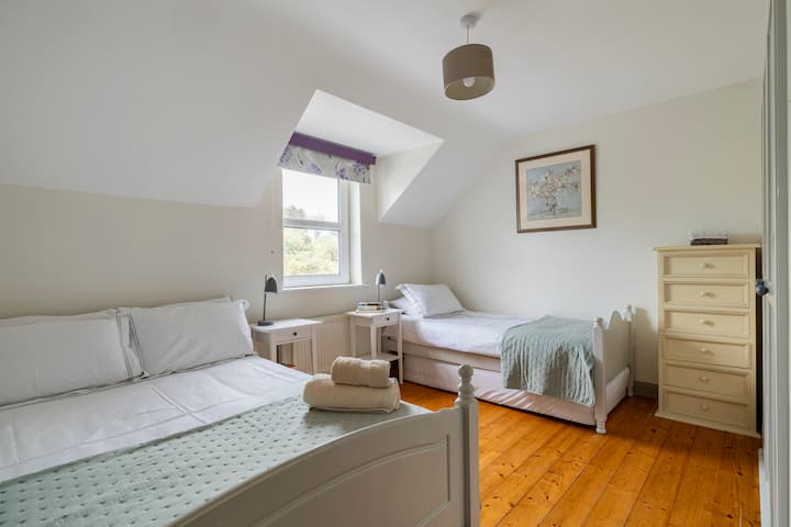 غرفة النوم 2